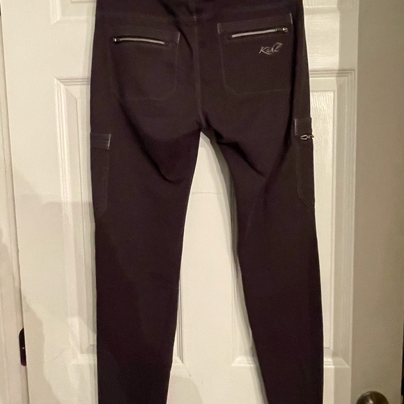 Kuhl Women’s Black Soft Stretchy Cargo Skinny Leg Pants Size 6 regular - Picture 5 of 15